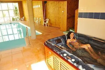 La Metairie 3* קורד-סור-סיאל