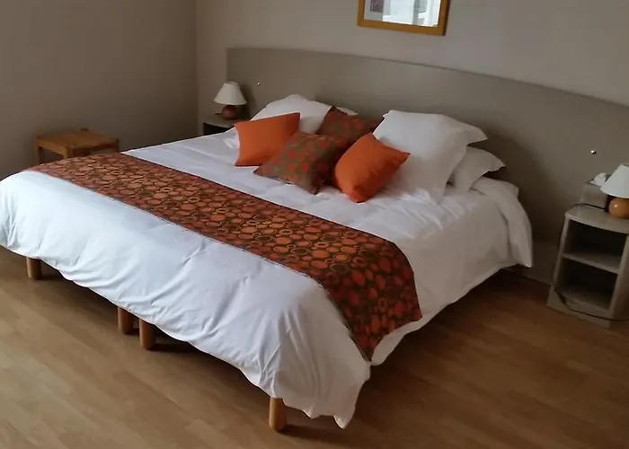 La Metairie מלון קורד-סור-סיאל