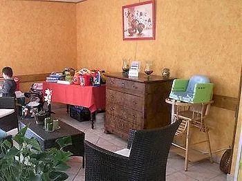 La Metairie Hotel